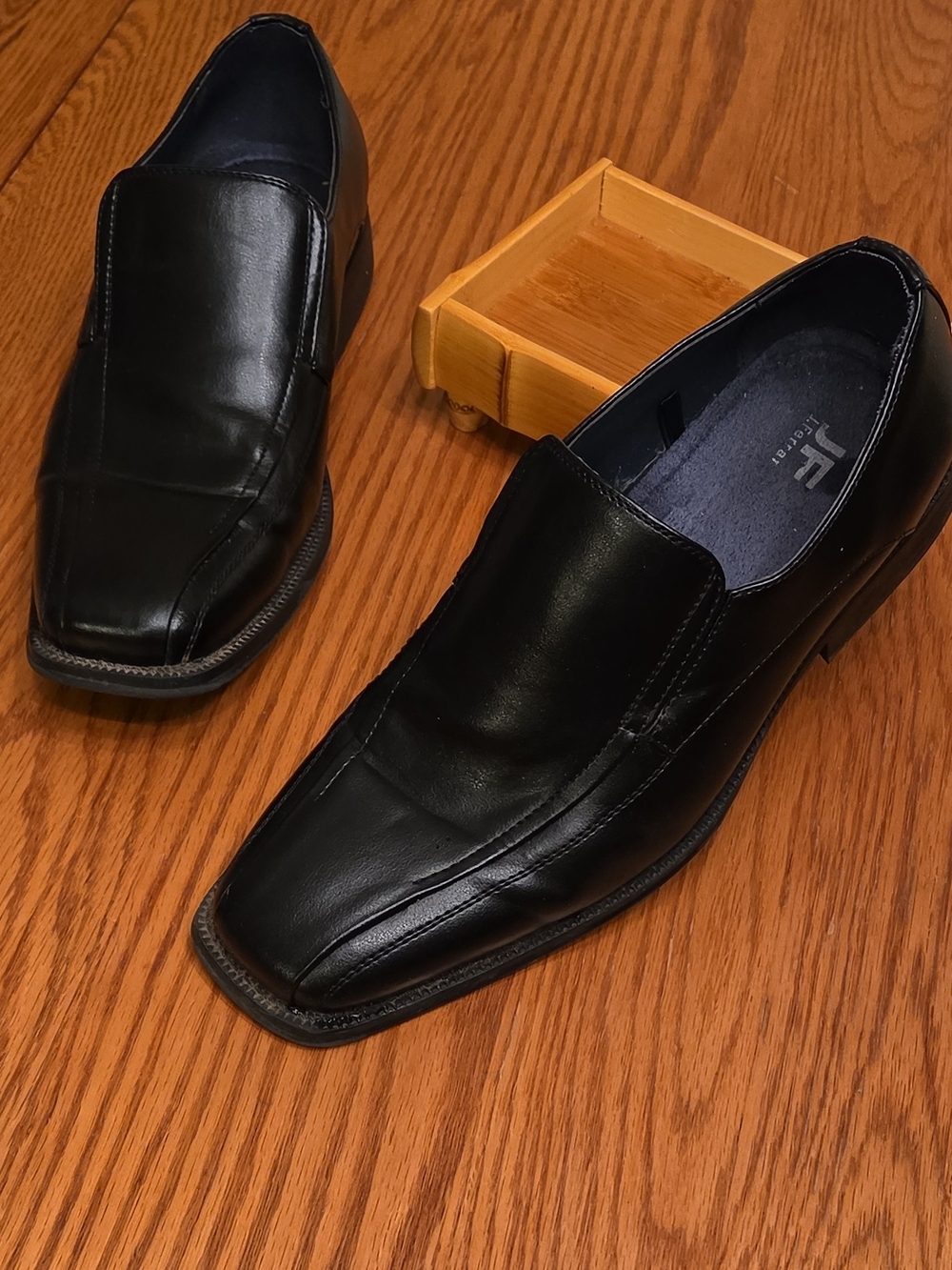 JF J. Ferrar Dash Men's Black Slip-On Dress Loafers Square Toe US 8.5 W